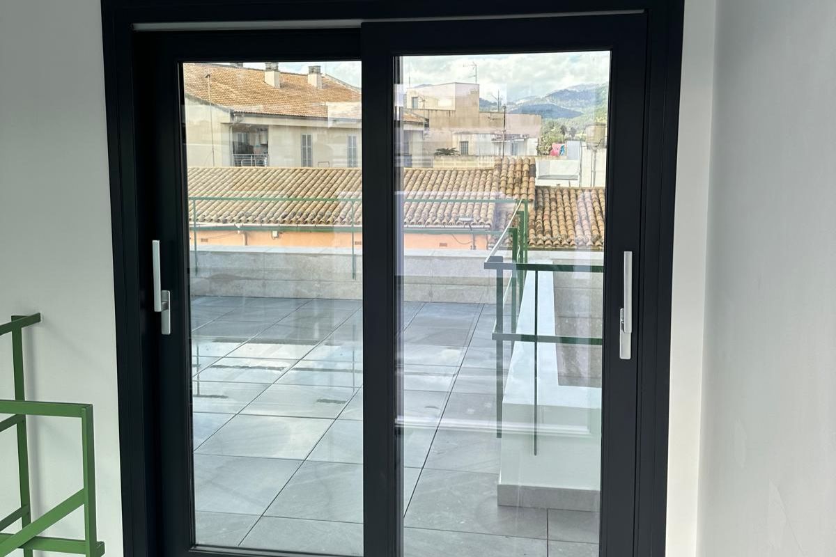 Montaje carpintería PVC y aluminio